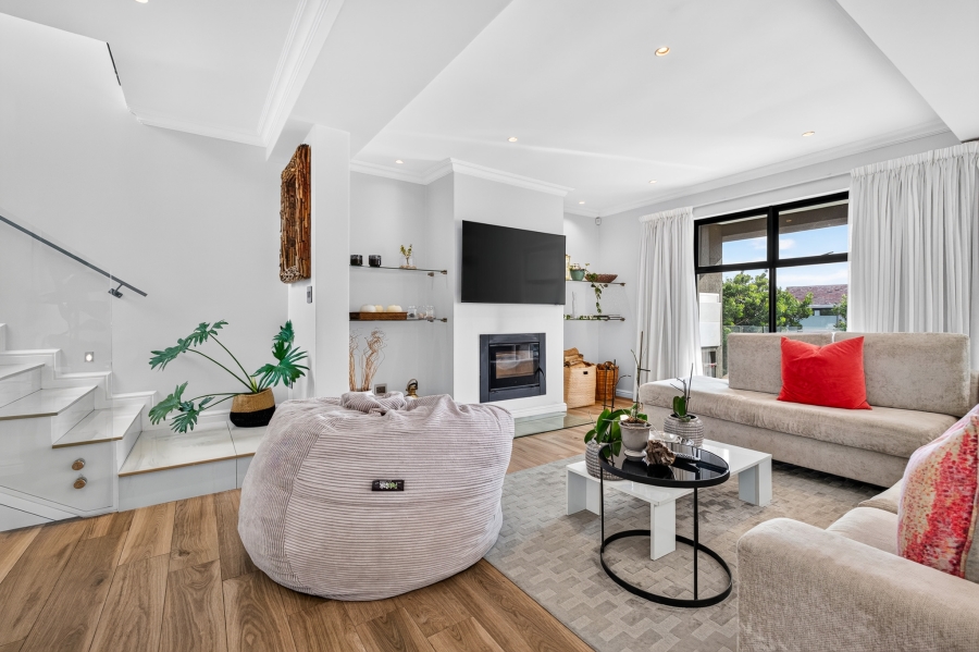 To Let 4 Bedroom Property for Rent in Camps Bay Western Cape